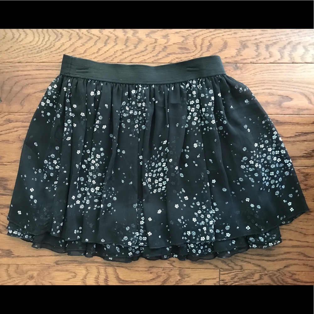 Express Layered Floral Miniskirt Medium